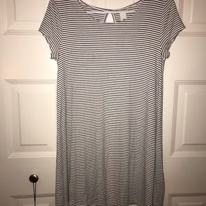 Mossimo white with black stripes T-shirt dress